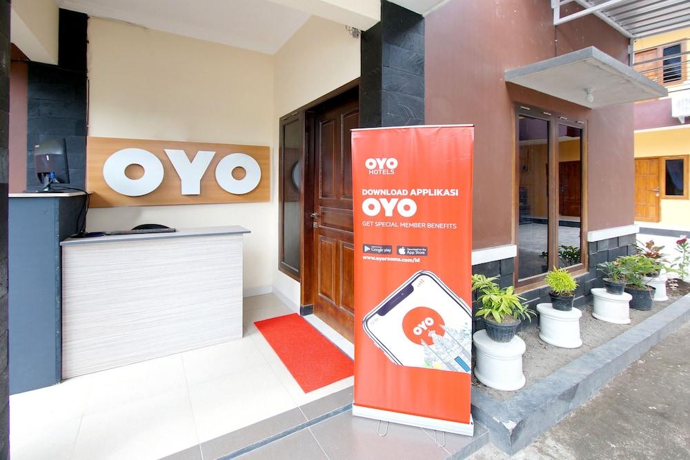 Oyo 347 Bayang Brothers Guest House Yogyakarta Eksteriør bilde