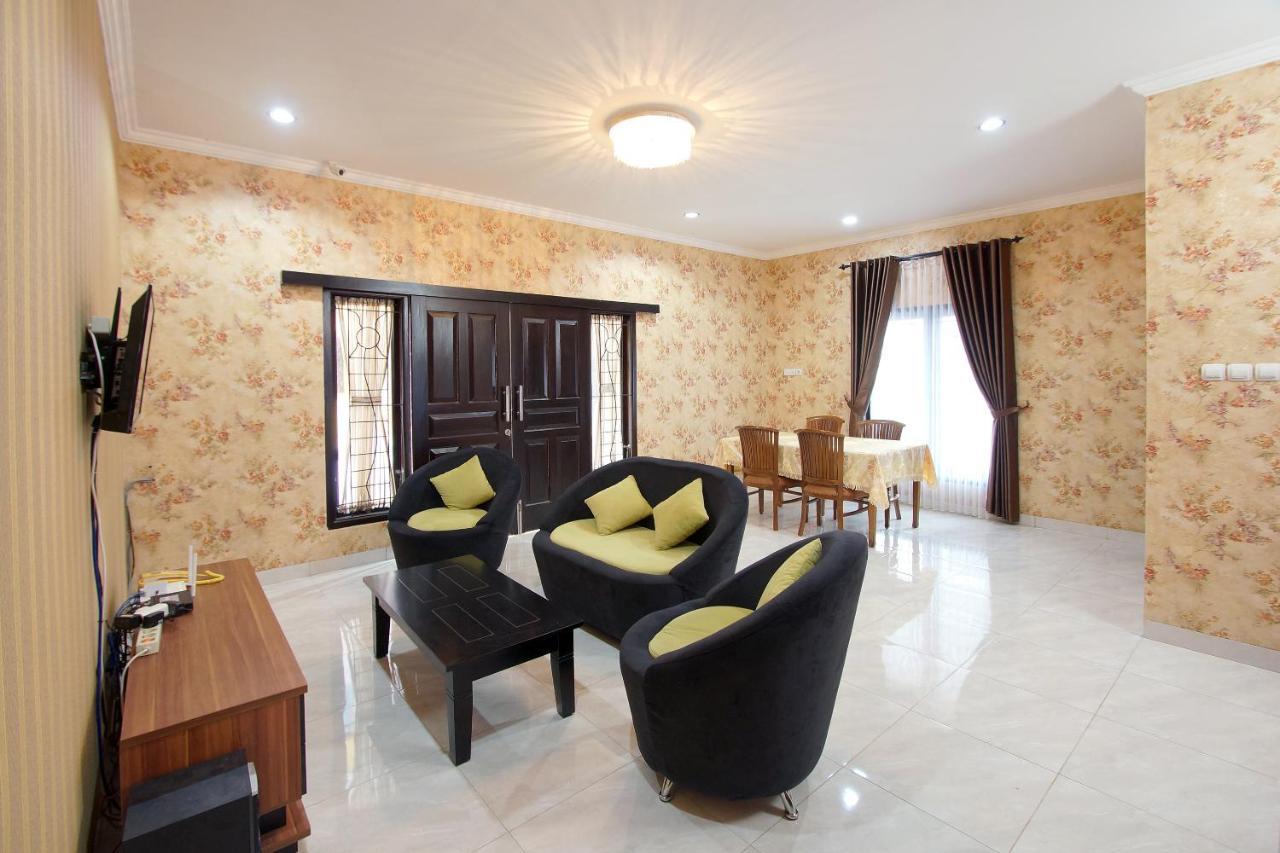 Oyo 347 Bayang Brothers Guest House Maguwo Eksteriør bilde